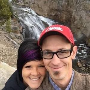 Meet your Posher, Carrie